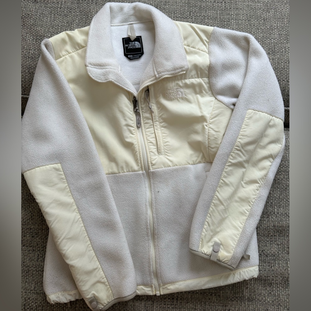 The North Face Women’s Fleece Jacket in White/Off White - M